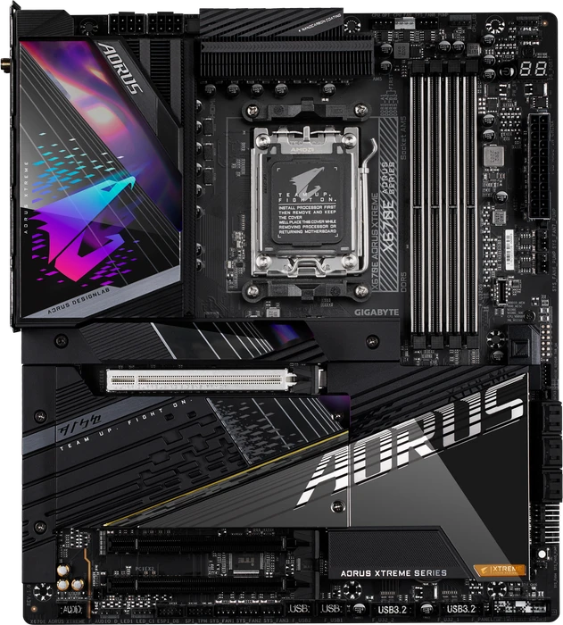 GIGABYTE X670E