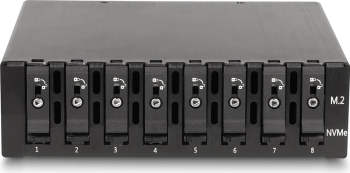 DeLOCK 3.5" Wechselrahmen 8x M.2 NVME SSD
