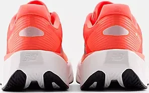 New Balance FuelCell Rebel v5 urgent red/white/silver metallic (Damen)