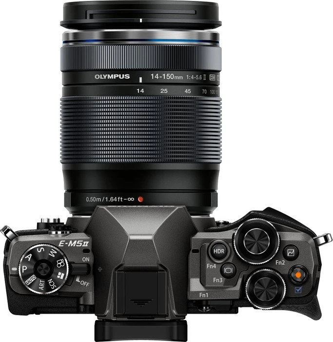 Olympus OM-D E-M5 Mark II Limited Edition titan mit Objektiv M.Zuiko digital ED 14-150mm 4.0-5.6 II