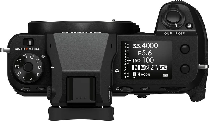 Fujifilm GFX 50S II mit Objektiv Fujinon GF 35-70mm 4.5-5.6 WR