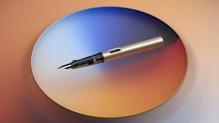 Lamy AL-star Special Edition 2021 cosmic, rechte Hand, mittel