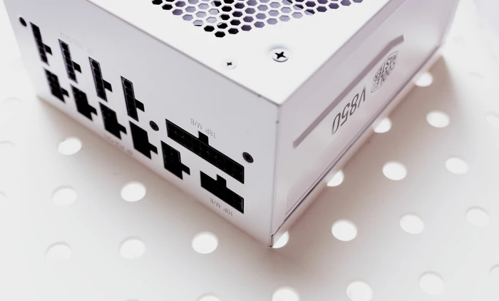 Cooler Master V-Series V750 Gold V2 White Edition 750W, ATX 2.52