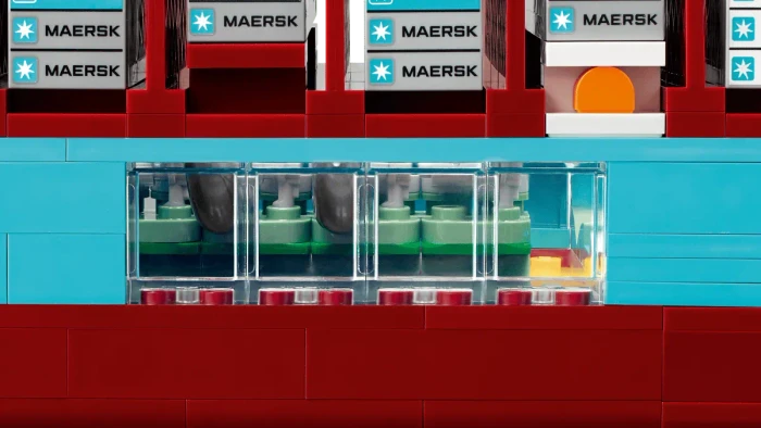 LEGO Maersk-Containerschiff mit Zweistoffantrieb