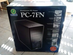 Lian Li PC-7FN schwarz, schallgedämmt