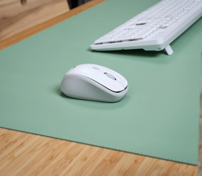 Trust Yvi+ Compact Multi-Device Wireless Mouse weiß, USB/Bluetooth