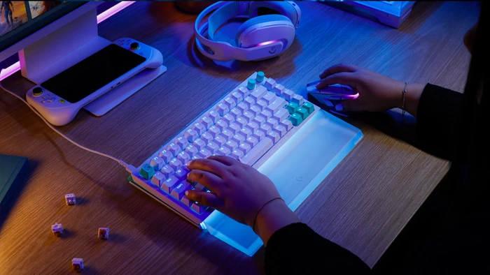Logitech G512 X 75 TMR, weiß, Dual-Swap analog/mechanisch, taktil, USB, DE