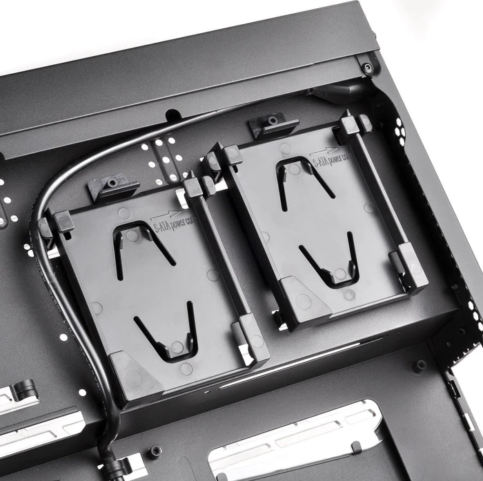 SilverStone Milo ML08, schwarz, Tragegriff, Mini-ITX