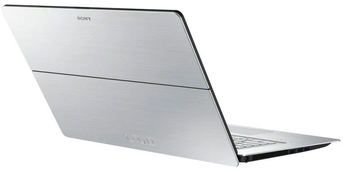 Sony Vaio Fit 15A, silber, Core i5-4200U, 8GB RAM, 16GB SSD, 1TB HDD, GeForce GT 735M, DE