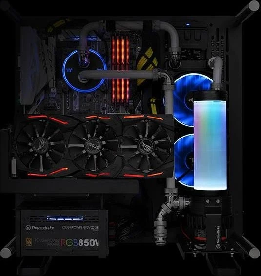 Thermaltake Pacific PR22-D5 Plus Reservoir mit Pumpe