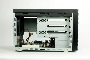 Eolize SVD-NC11-4, Mini-ITX, 200W Flex-ATX