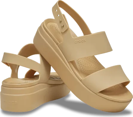 Crocs Brooklyn Low Wedge cashew (Damen)