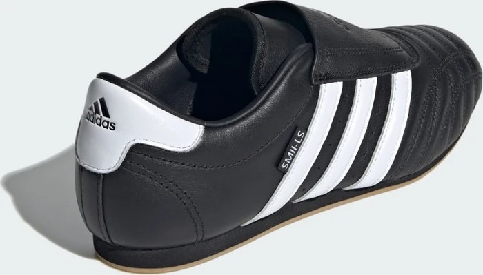 adidas Taekwondo core black/cloud white/gum (Damen)