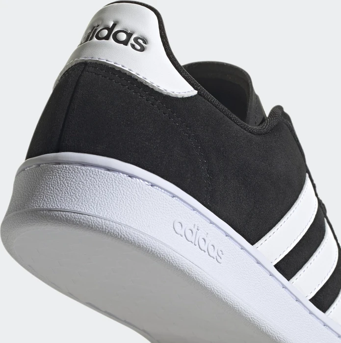 adidas Grand Court core black/cloud white