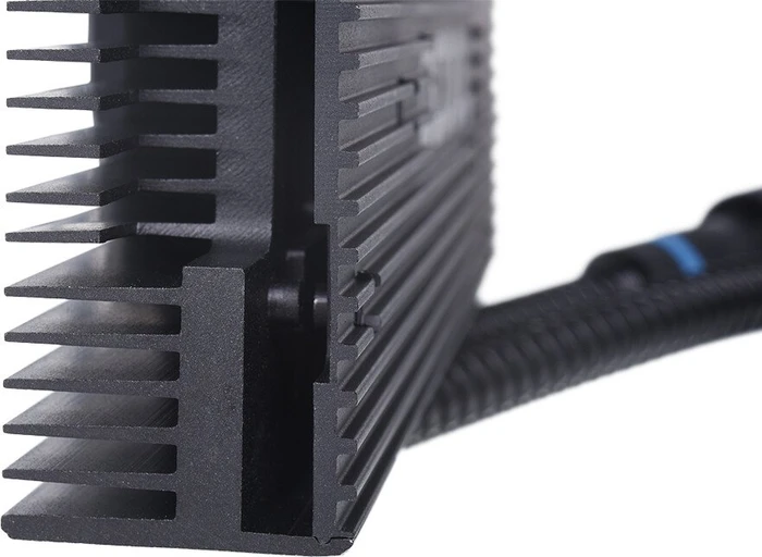 Alphacool Eiswolf 240 GPX Pro AMD Radeon VII M02