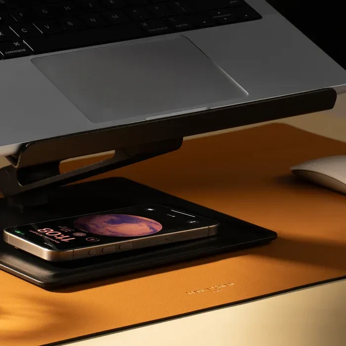 Native Union Notebook-Stand, schwarz