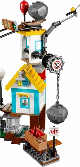 LEGO Angry Birds - Pig City Teardown