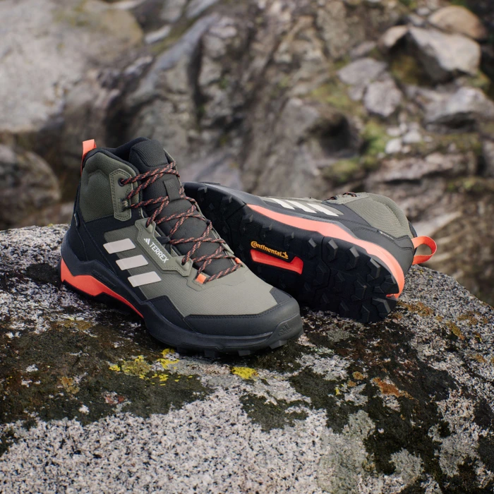 adidas Terrex AX4 Mid GTX olive strata/wonder beige/core black (Herren)