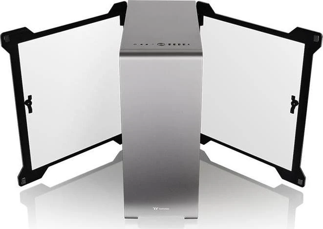 Thermaltake A500 Aluminium, Glasfenster