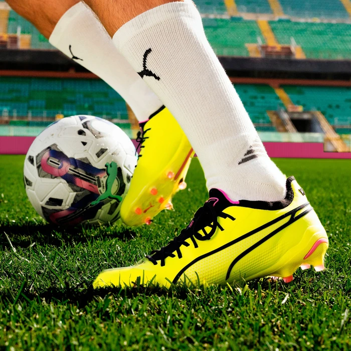 Puma King Ultimate FG/AG electric lime/puma black/poison pink