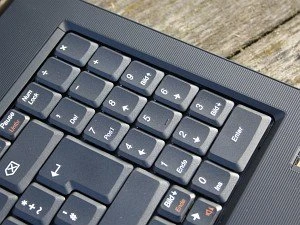 Lenovo B570e, Celeron B820, 2GB RAM, 320GB HDD, DE