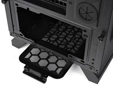 Thermaltake Chaser A71, Acrylfenster