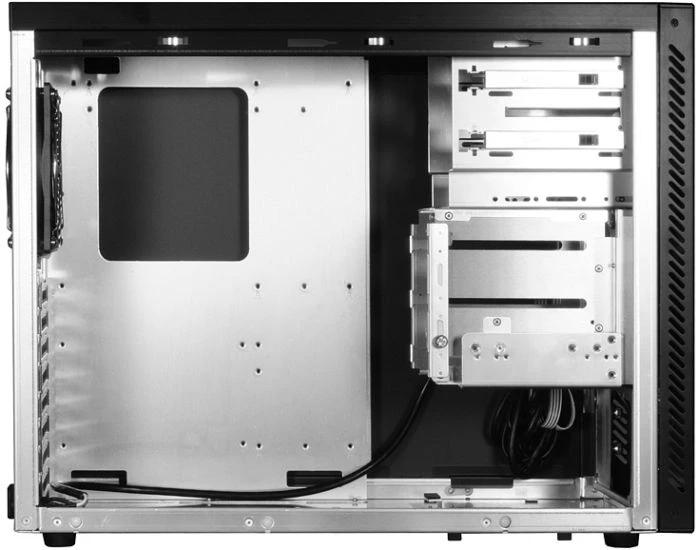 Lian Li PC-A05FNA silber, schallgedämmt