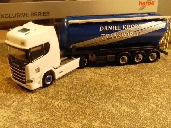 Herpa Scania CR HD Silosattelzug D.Krop