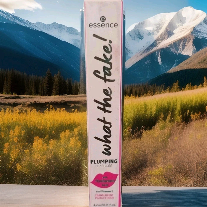 Essence What The Fake! Plumping Lip Filler Lipgloss 01 oh my plump!, 4.2ml