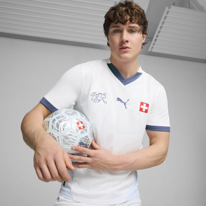 Puma UEFA EURO 2024 Schweiz Auswärtstrikot (Herren)