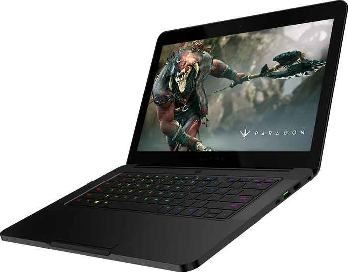 Razer Blade, Core i7-7700HQ, 16GB RAM, 1TB SSD, GeForce GTX 1060, DE