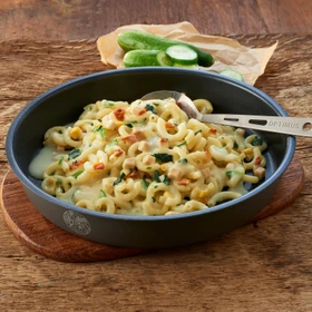 Trek'n Eat Sahnenudeln mit Hühnchen und Spinat 573kcal