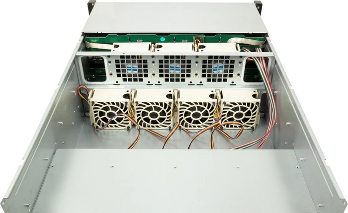 Inter-Tech IPC 4U-4736, schwarz, 4HE, ATX