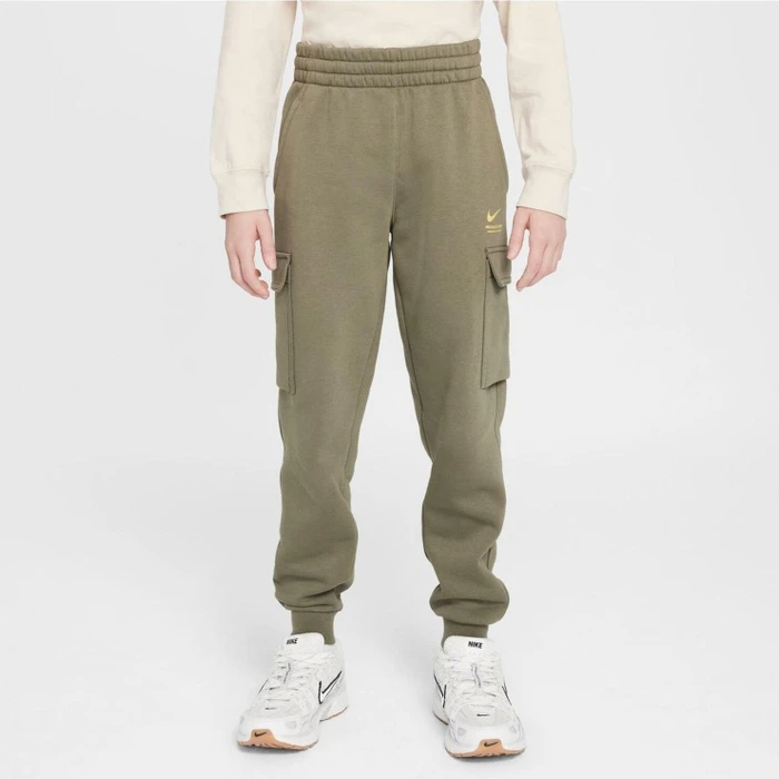 Nike Sportswear Fleece Cargo Trainingshose lang medium olive (Junior)