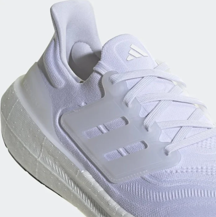 adidas Ultraboost Light cloud white/crystal white