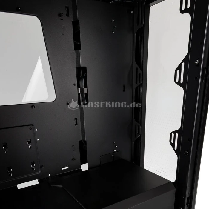 Antec NX1000, Glasfenster
