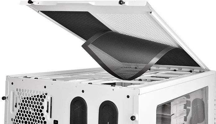 Thermaltake Core X9 Snow Edition weiß, Acrylfenster
