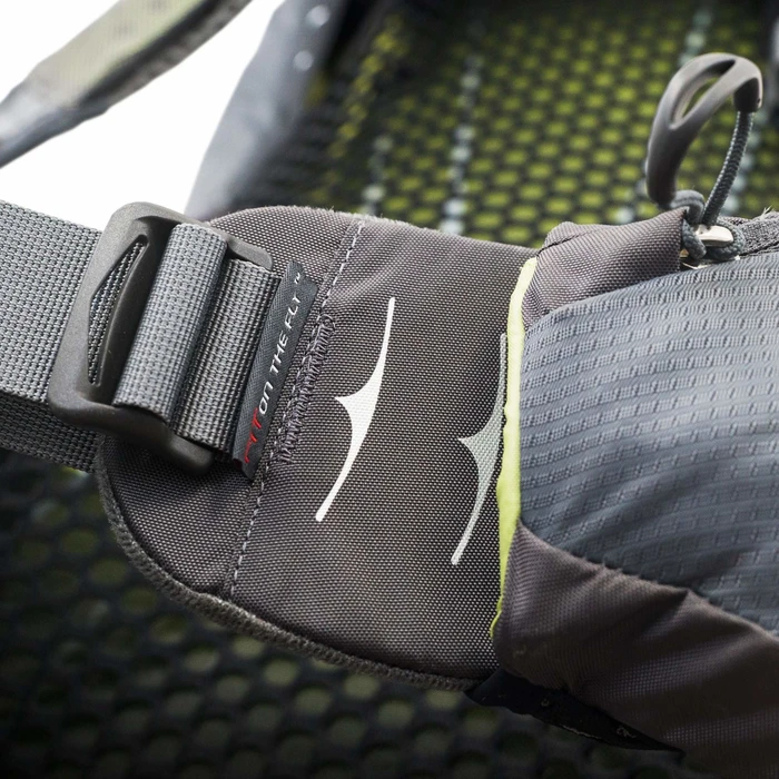 Osprey Atmos AG 65 abyss grey