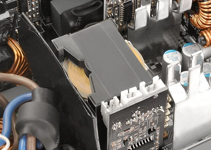 Thermaltake ToughPower GF3 1350W, ATX 3.0