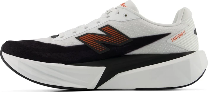 New Balance FuelCell Rebel v5 white/neo flame (Herren)