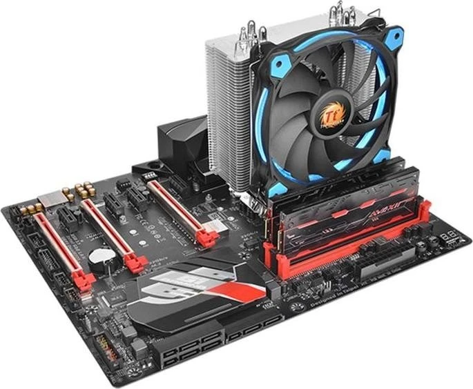Thermaltake Riing Silent 12 Blue