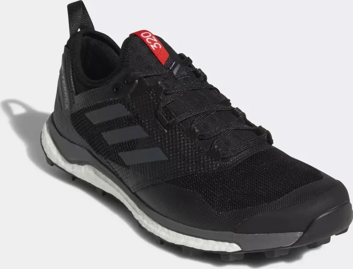 adidas Terrex Agravic XT core black/grey five/hi-res red (Herren)