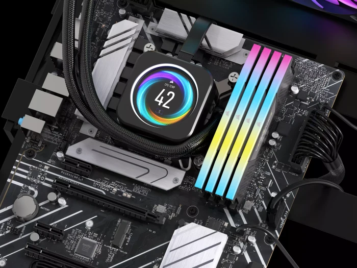 Corsair Force Series MP700 2TB, M.2 2280 / M-Key / PCIe 5.0 x4, Kühlkörper