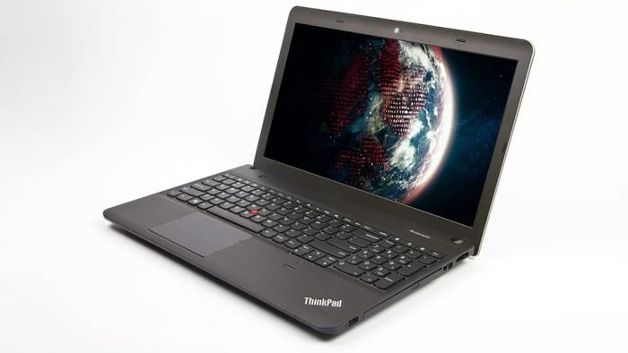 Lenovo ThinkPad Edge E531, Core i5-3230M, 8GB RAM, 1TB HDD, GeForce GT 740M, DE