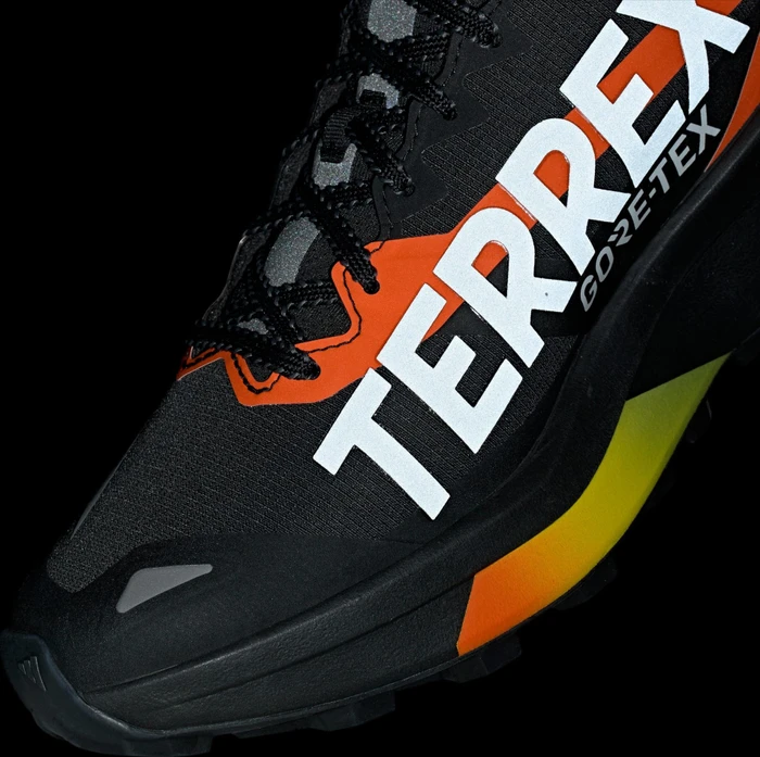 adidas Terrex Agravic GTX 2 core black/grey four/impact orange (Herren)