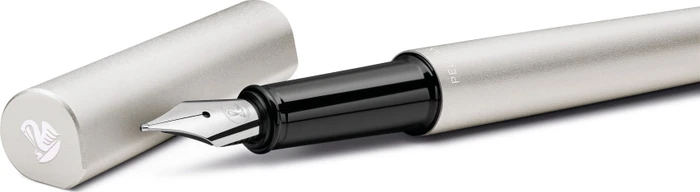 Pelikan Ineo Elements P6 silber, rechte Hand, mittel, Etui