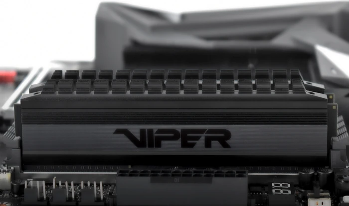 Patriot Viper 4 Blackout UDIMM 32GB Kit, DDR4-3600, CL18-22-22-42