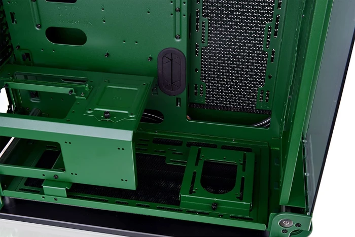 Thermaltake Core P6 TG Racing Green, Glasfenster