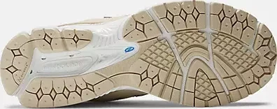 New Balance 2002R sandstone/incense/angora (Herren)