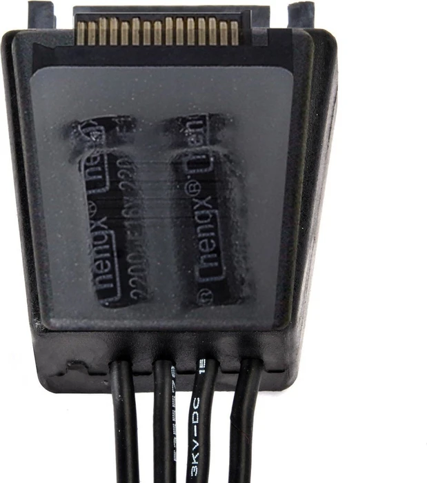 SilverStone CP06, SATA Adapter Kabel, 1 auf 4 SATA Stecker, 2x 2200µF Kondensatoren
